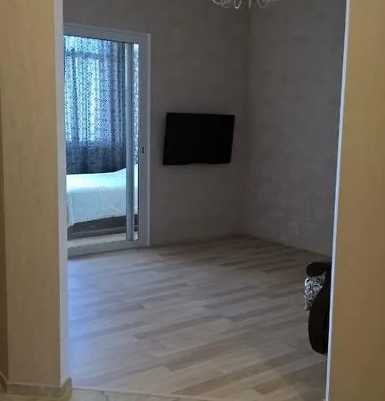 On Francuzkiy Bulvar 26-1 Apartmán *